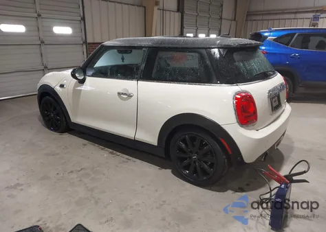 2018 Mini Hardtop Cooper/Oxford Edition из США, поврежденный, VIN WMWXP5C56J2G62668